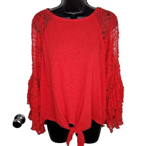 Umgee Red cold shoulder lace sleeve knot front top medium - Picture 1 of 7